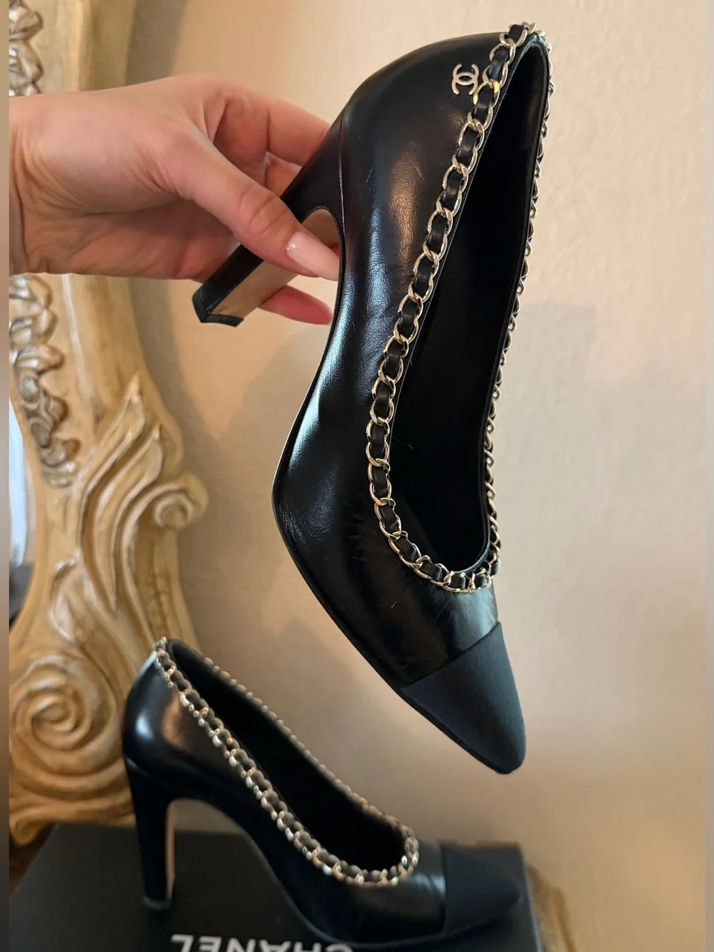 CHANEL Black Leather Chain-Trim Pointed-Toe Pumps